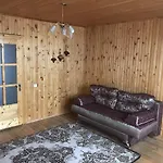 червона калина Private Estate Chervona Kalyna 2*