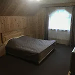 червона калина Private Estate Chervona Kalyna Πανσιόν