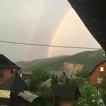 червона калина Private Estate Chervona Kalyna 2*