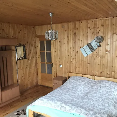 червона калина Private Estate Chervona Kalyna 2*