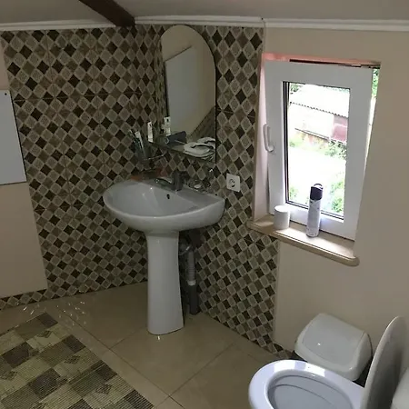 Affittacamere червона калина Private Estate Chervona Kalyna 2*