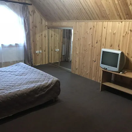 червона калина Private Estate Chervona Kalyna Yaremche