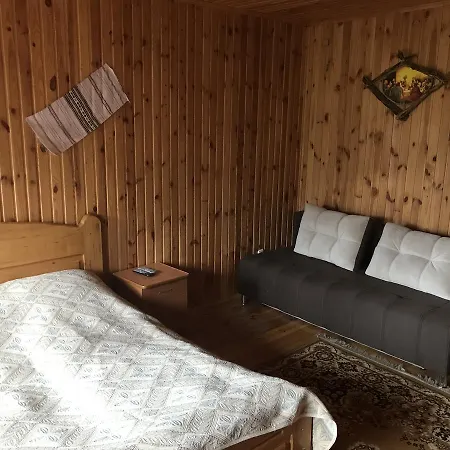 червона калина Private Estate Chervona Kalyna