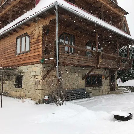 червона калина Private Estate Chervona Kalyna 2* Jaremtsje