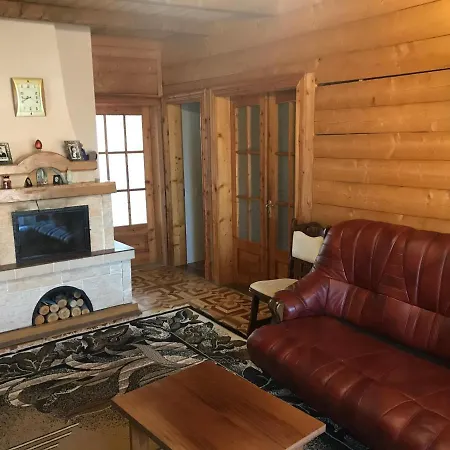 червона калина Private Estate Chervona Kalyna 2*