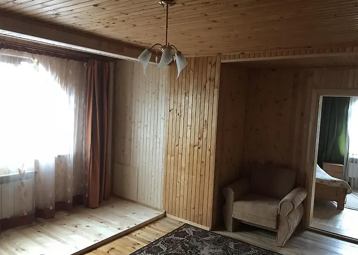 Konukevi червона калина Private Estate Chervona Kalyna
