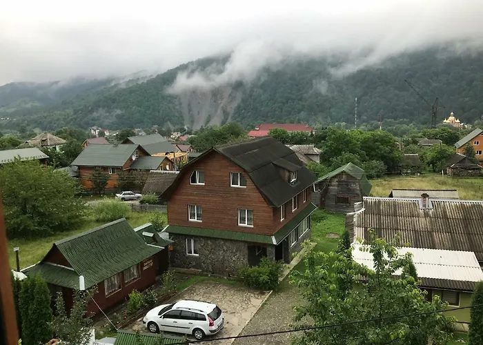 Affittacamere червона калина Private Estate Chervona Kalyna 2*