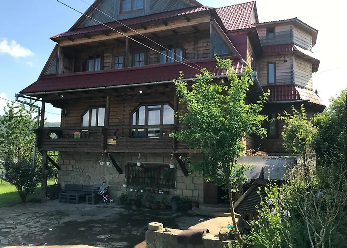 червона калина Private Estate Chervona Kalyna Affittacamere Jaremče