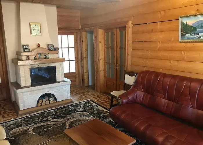 червона калина Private Estate Chervona Kalyna 2*